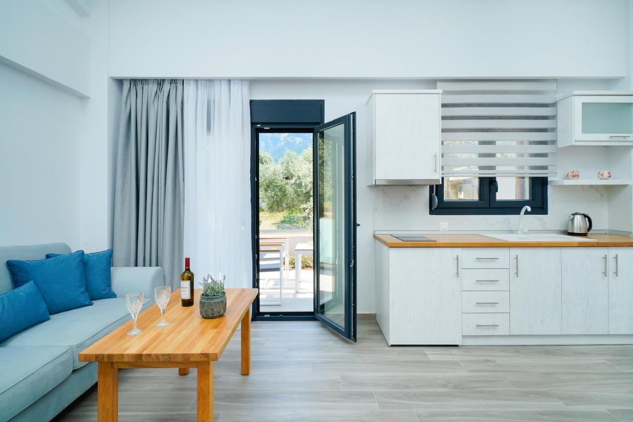Ilias Suites Σκάλα Ποταμιάς Εξωτερικό φωτογραφία